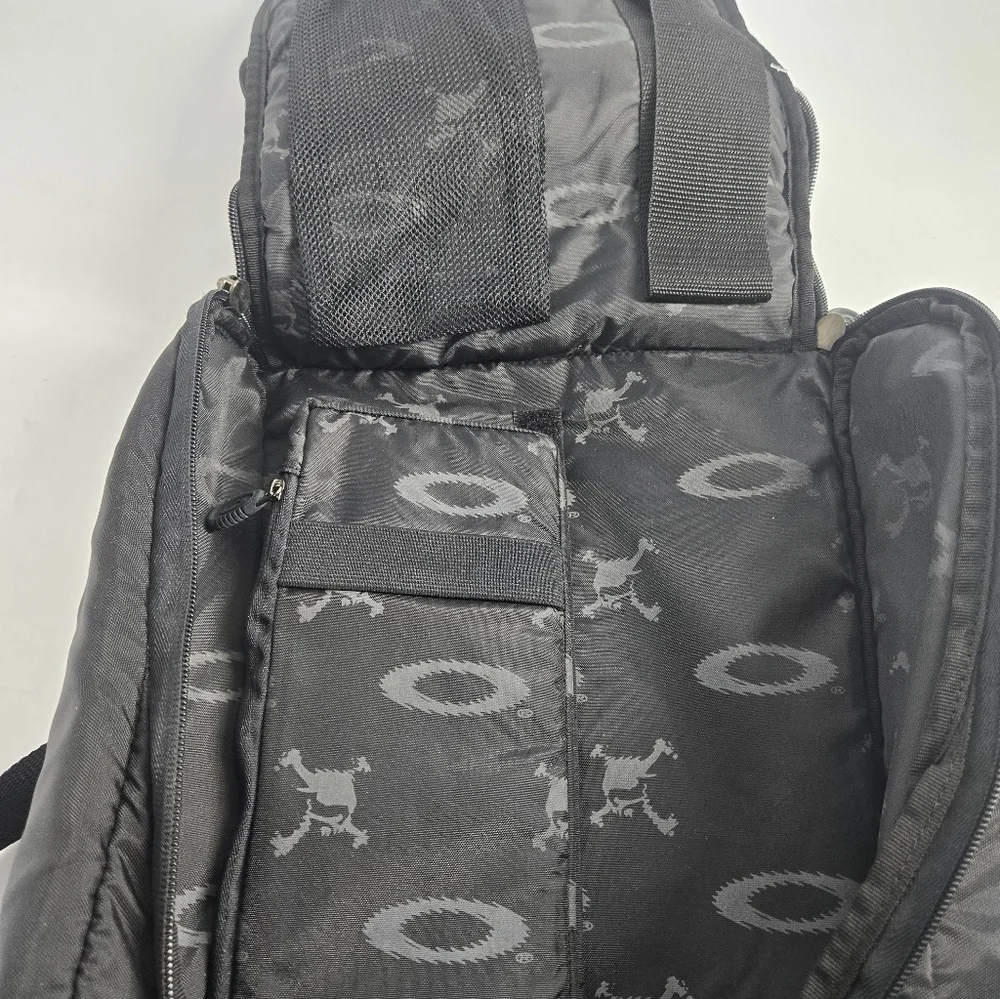 Vintage Oakley Tactical Field Gear Standard Bag